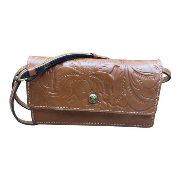 Patricia Nash Handbags - Patricia Nash Tan Embossed Crossbody Bag